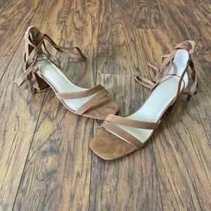 LIKE NEW BCBGeneration sandals